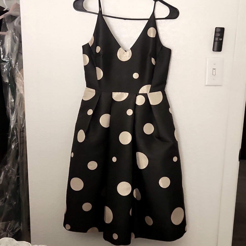 Never worn. Bought for my daughter. Like new